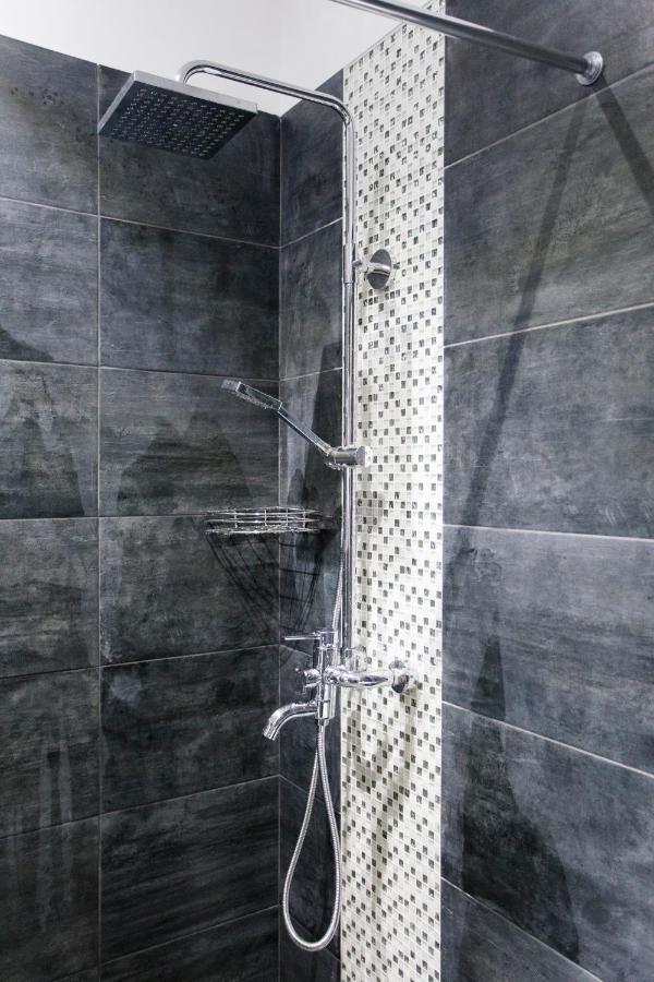 Zgvadaca Kvariati Apartment エクステリア 写真